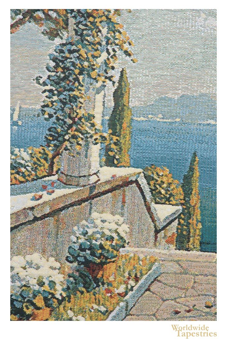 Amalfi Arbor